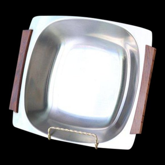 Vintage Mid-Century Modern Danish Stainless Steel Serve Tray With Teak Handles - Picture 4 of 4